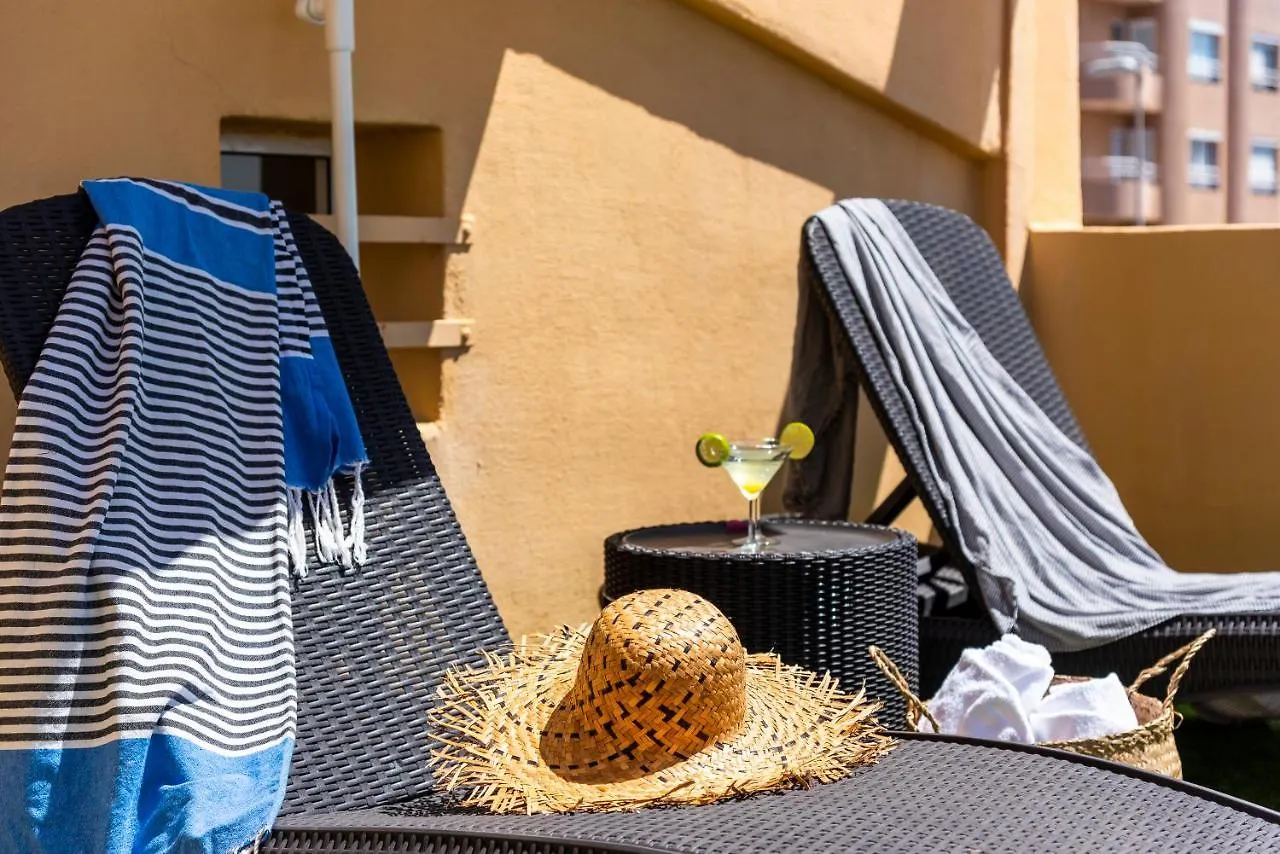 Beachfront Triplex With Swimming Pool & Parking Radazul Spain